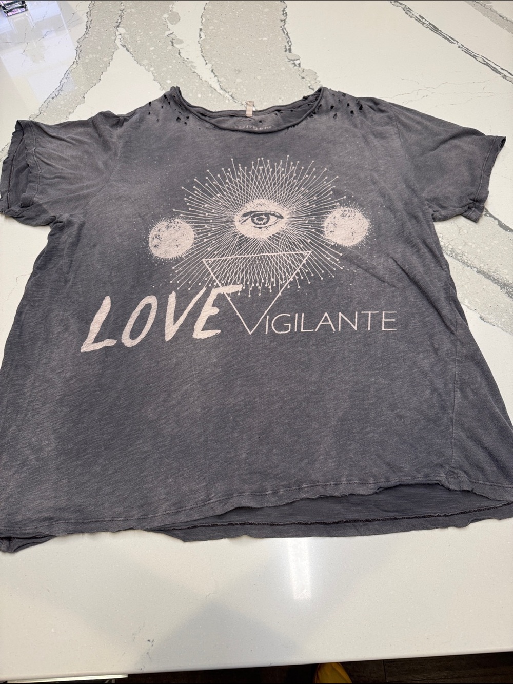 Magnolia Pearl Charcoal Graphic Eye & Moon Short Sleeve Tee Very Collectible